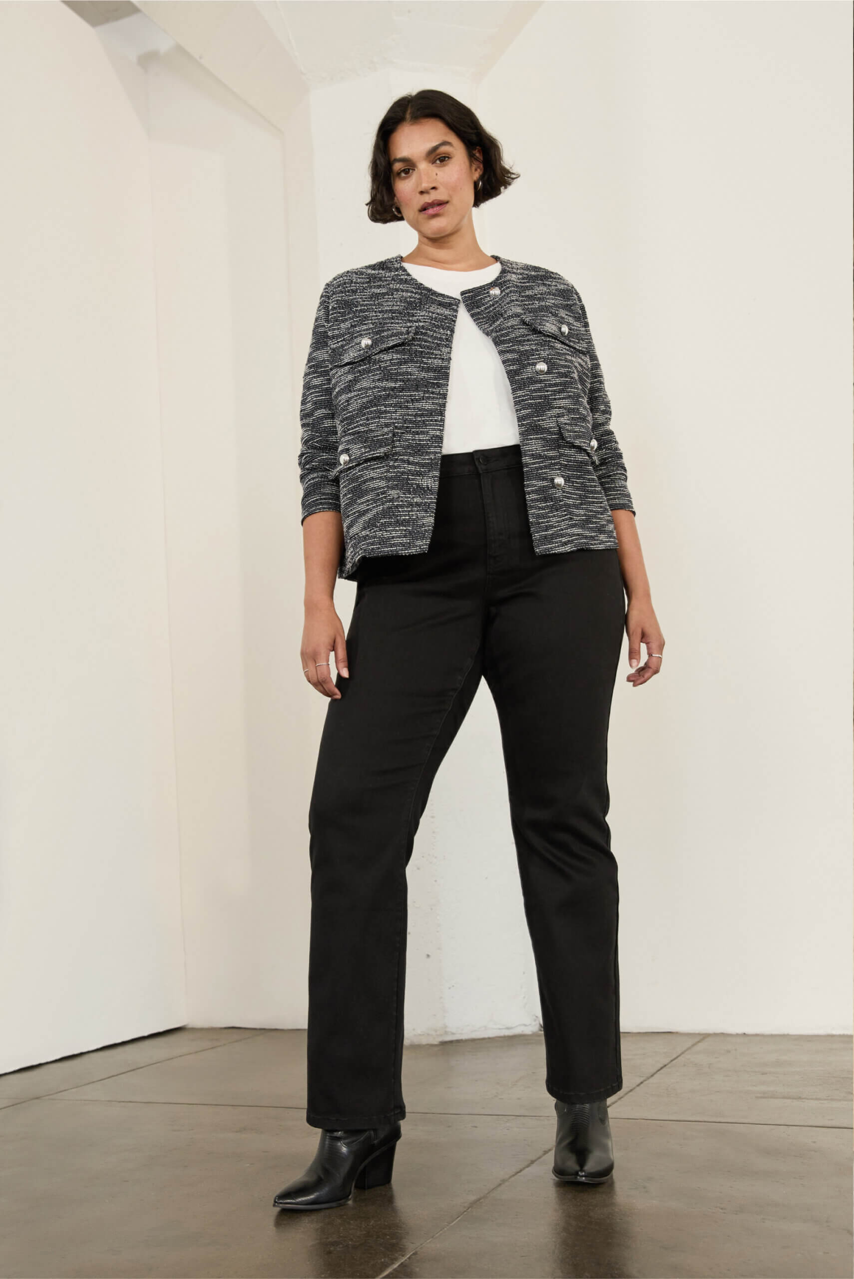 The best way to Gown a Rectangle Physique Form